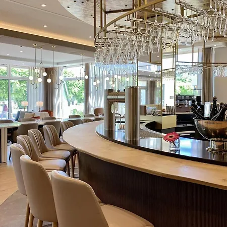 Seetelhotel Strandschloss 4*