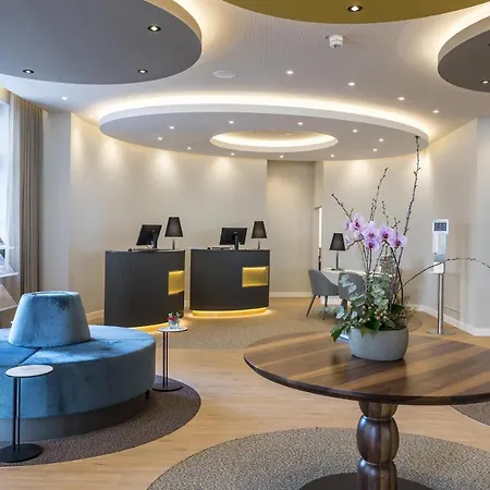 Seetelhotel Strandschloss Apart-hotel 4*